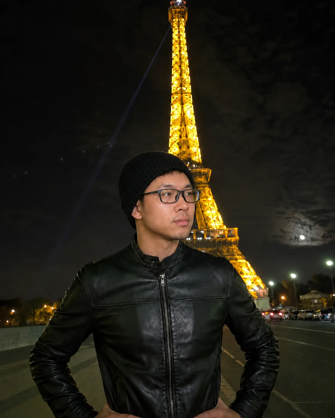 Man with AI-generated dating profile photos for Tinder - transformation example 1 2